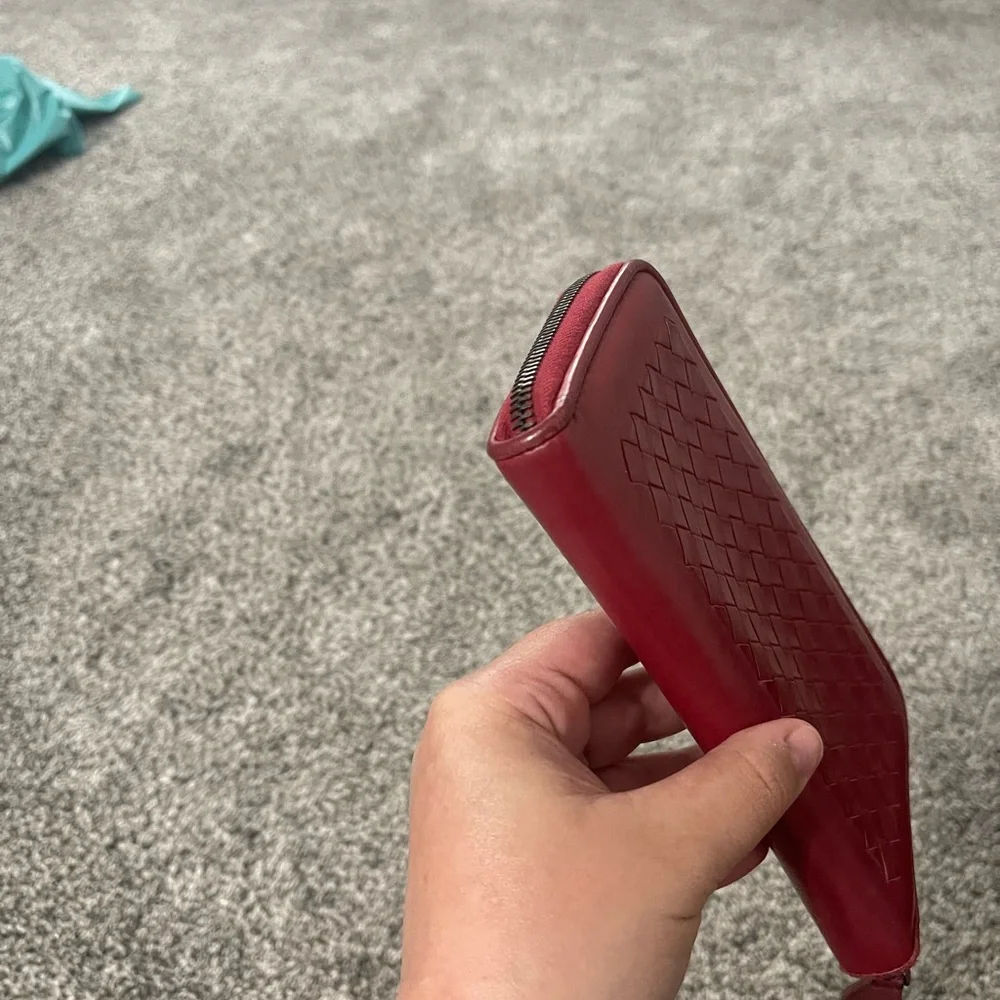 Bottega Veneta  Red Woven Leather Wallet - Picture 2 of 7